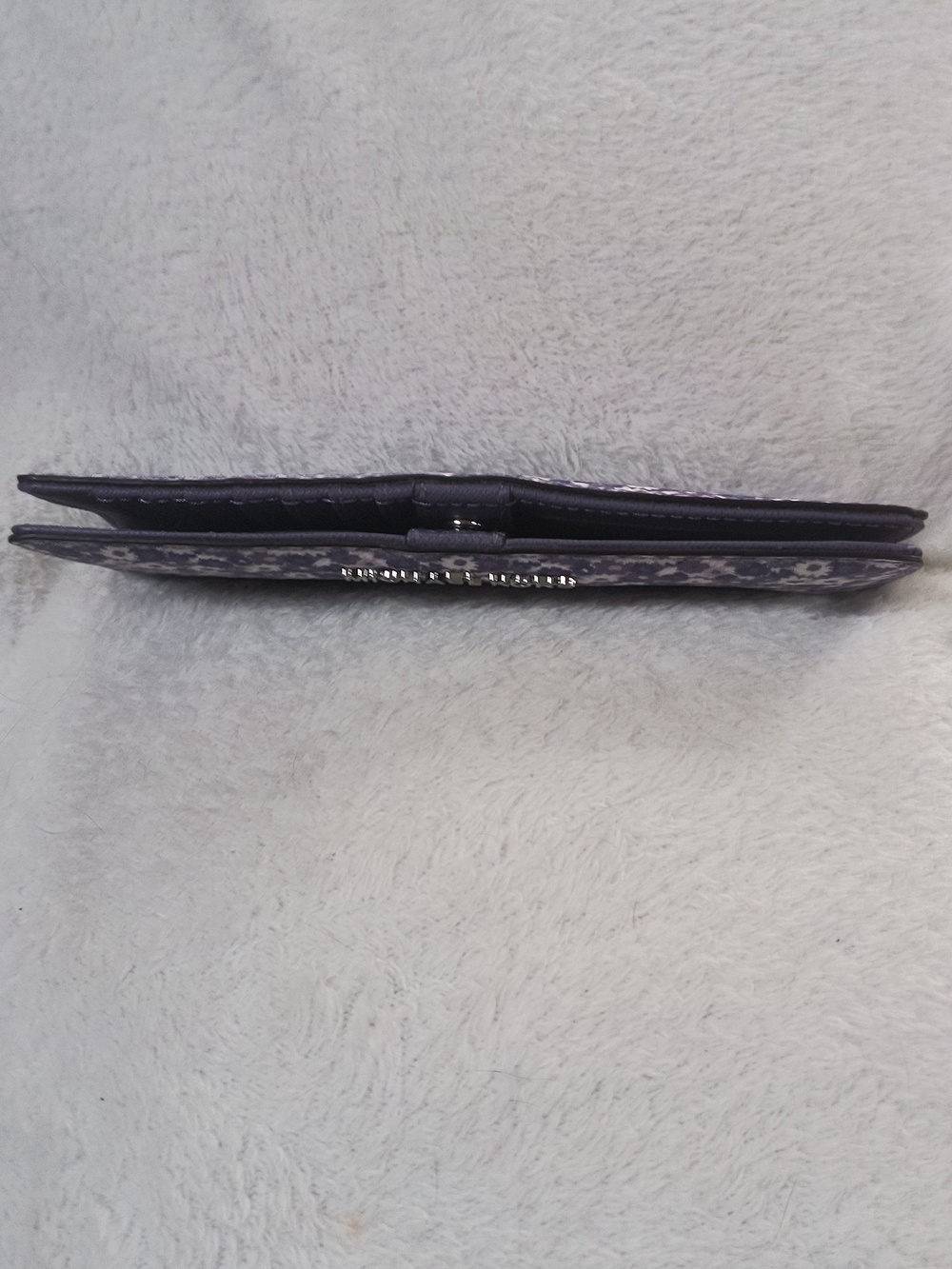 Michael Kors Jet Set Bi-fold Wallet in Purple and White Floral Pattern - Picture 8 of 10